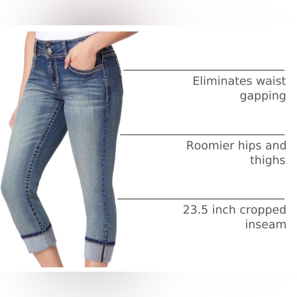 Wallflower Women's Light Blue Ankle Jeans